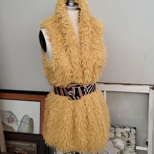 NWOT faux fur vest